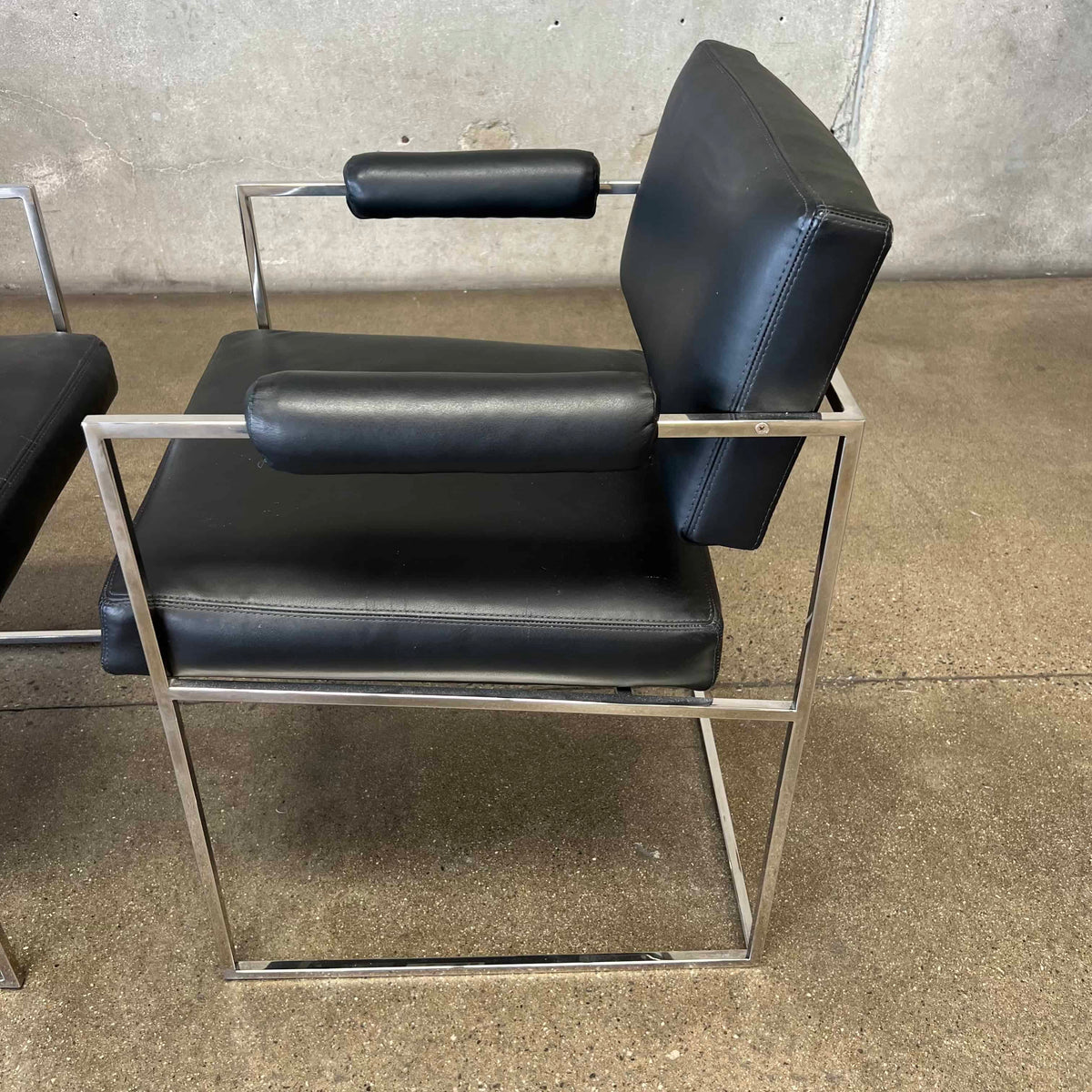 Pair Of Milo Baughman Modell 1188 Armchairs By Thayer Coggin