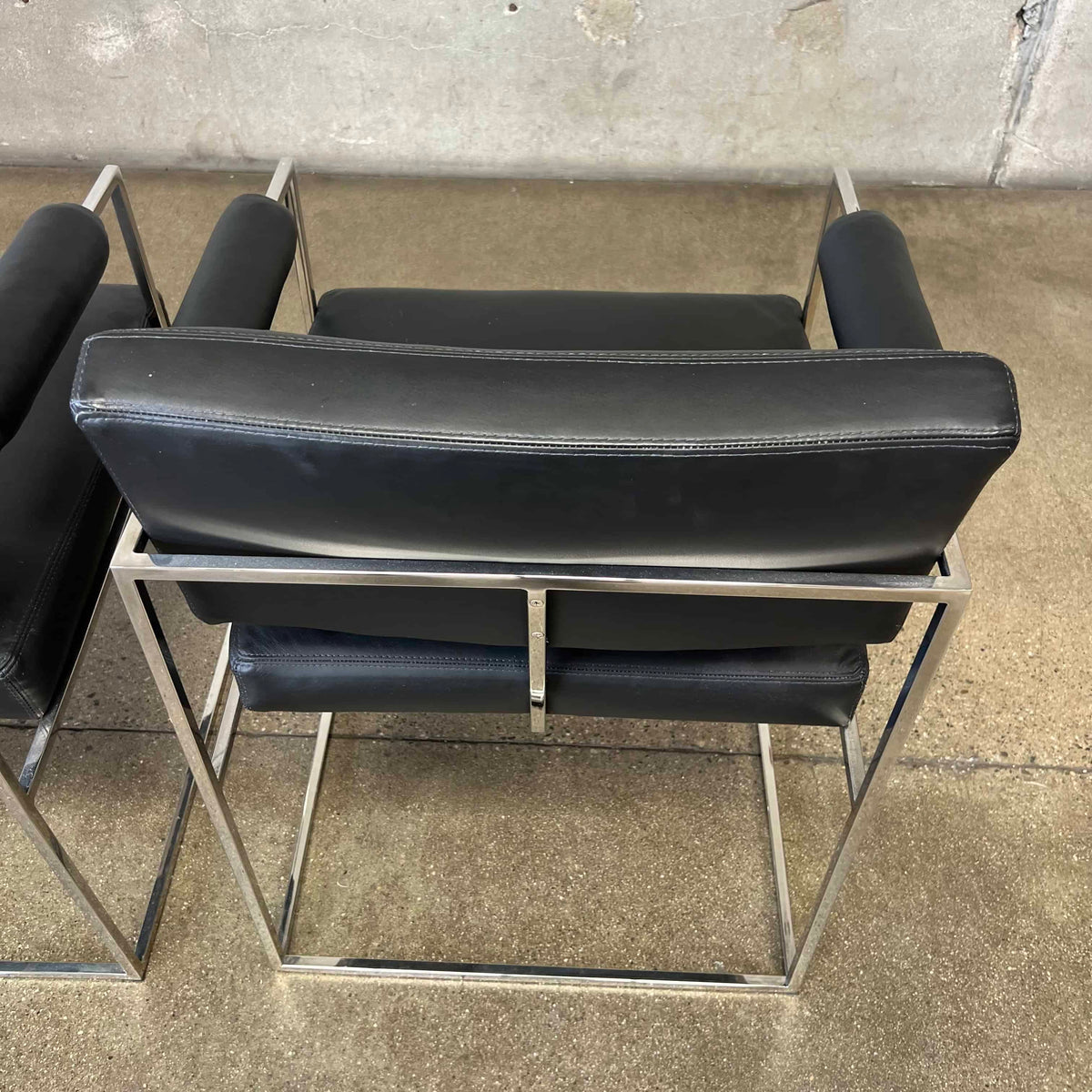 Pair Of Milo Baughman Modell 1188 Armchairs By Thayer Coggin