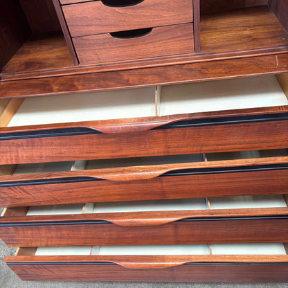 John Kappel For Glenn Of California Furniture Bachelors Chest