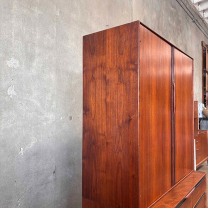 John Kappel For Glenn Of California Furniture Bachelors Chest