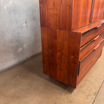 John Kappel For Glenn Of California Furniture Bachelors Chest
