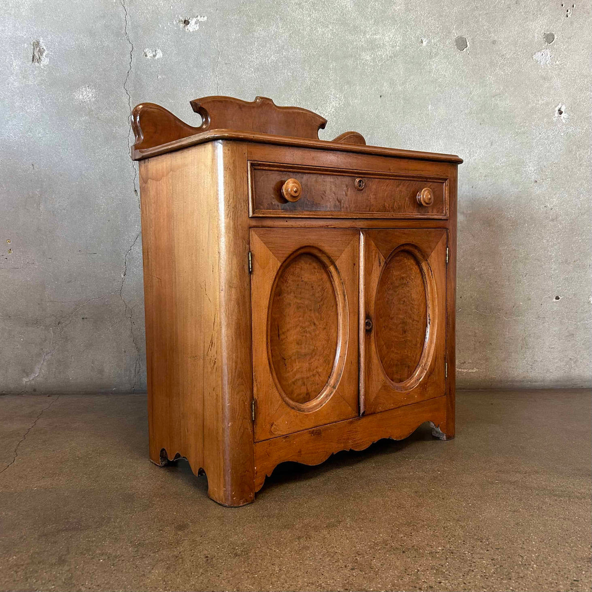 Victorian Dry Sink