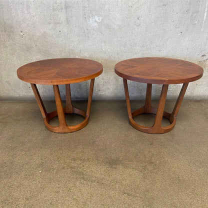 Pair of Mid Century Modern Lane Rhythm Round End Tables, Original Finish