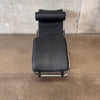 Leather Le Corbusier Style Chiase Lounge Chair