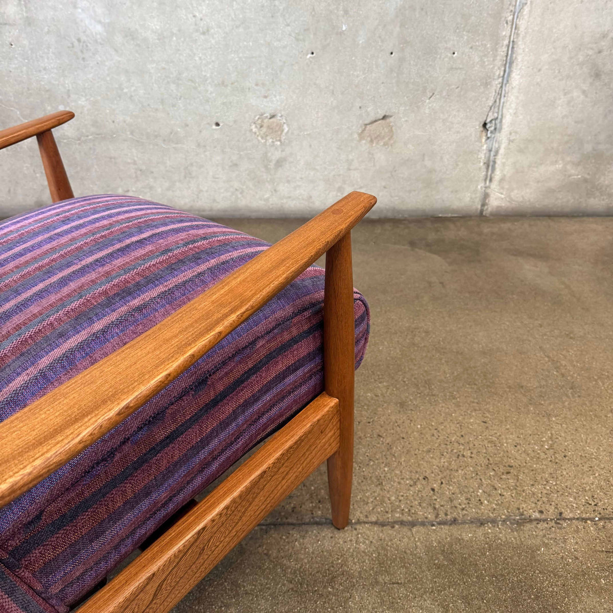 Mid Century Modern Reclining Lounge Chair By Milo Baughman for James Inc