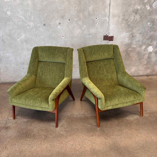 Pair of Mid Century Modern Dux Style Chairs With New Upholstery & New Foam