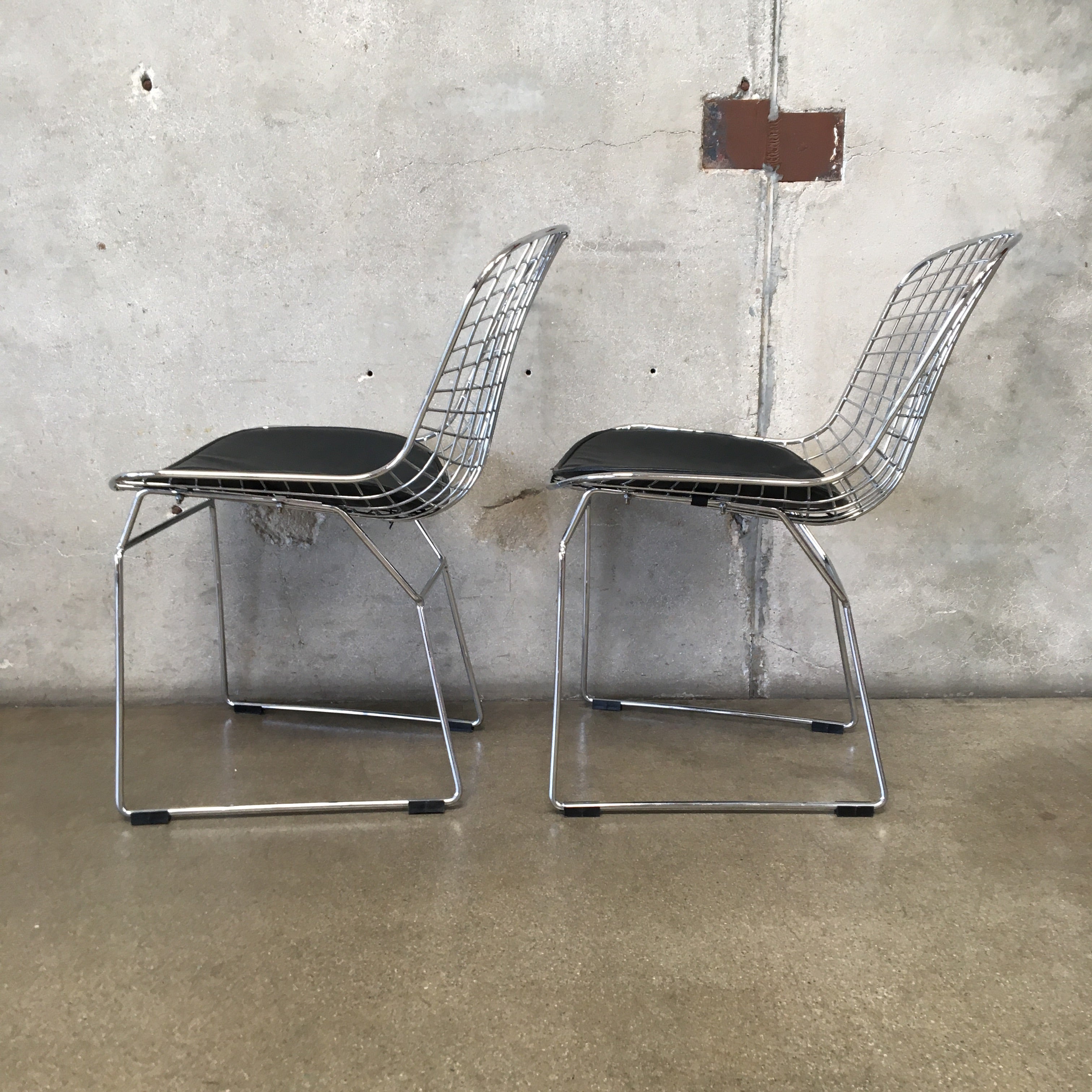 Mid Century Modern Wire Chairs In The Style of Harry Bertoia (Pair)