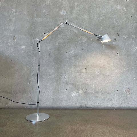 Mid-Century Modern Floor Lamps in Long Beach, CA