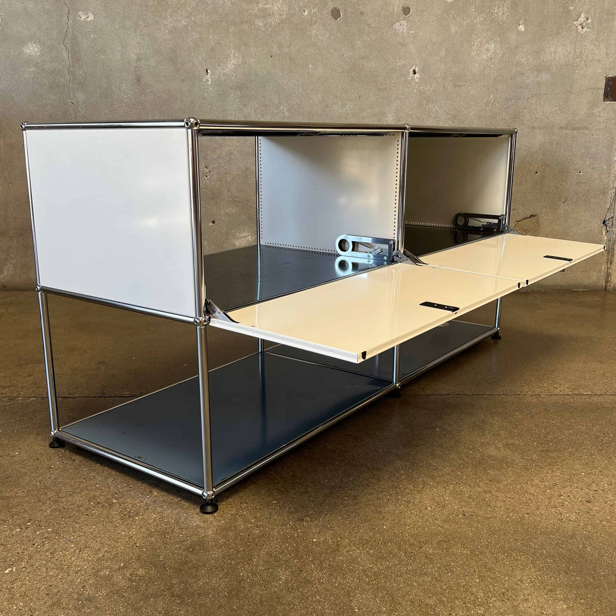 Vintage USM Haller F2 Credenza With Two Cabinet Gen Two - With Two Keys
