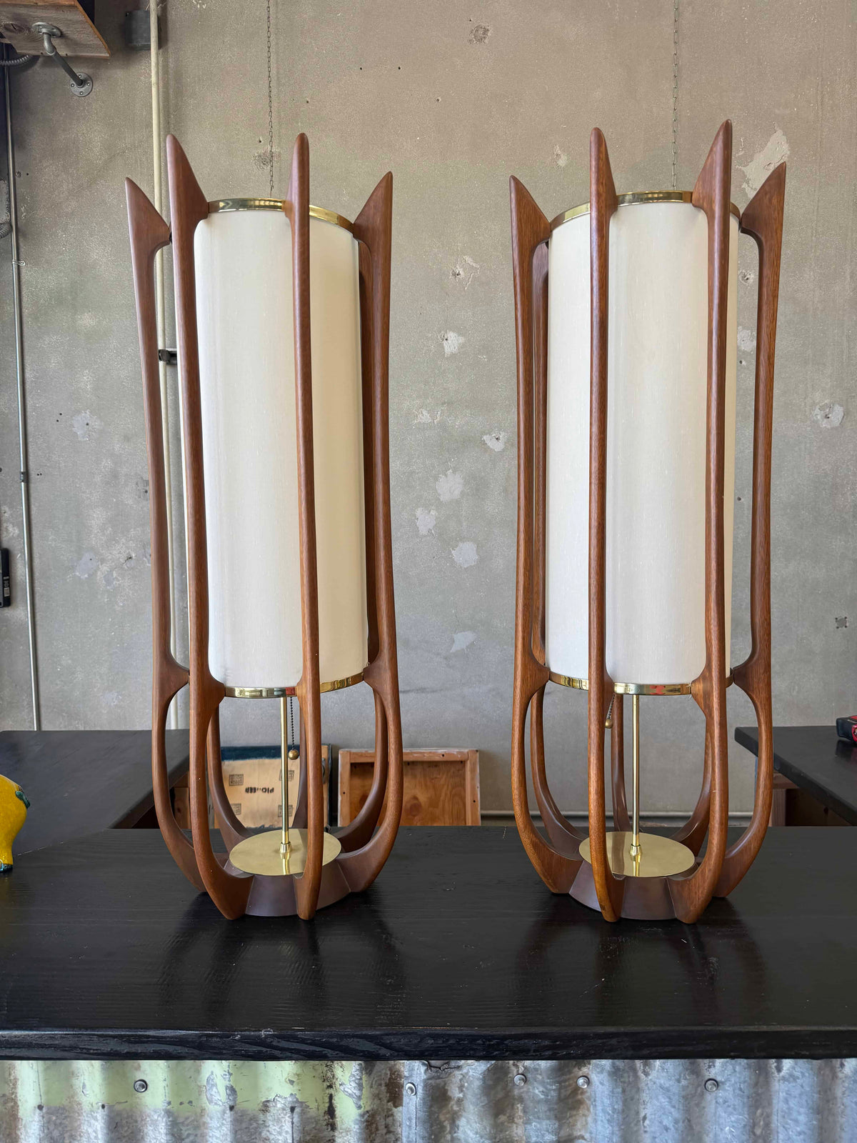 Pair of Mid Century Modern Modeline Mode 635 Table Lamps, Arthur Jacobs in 1959