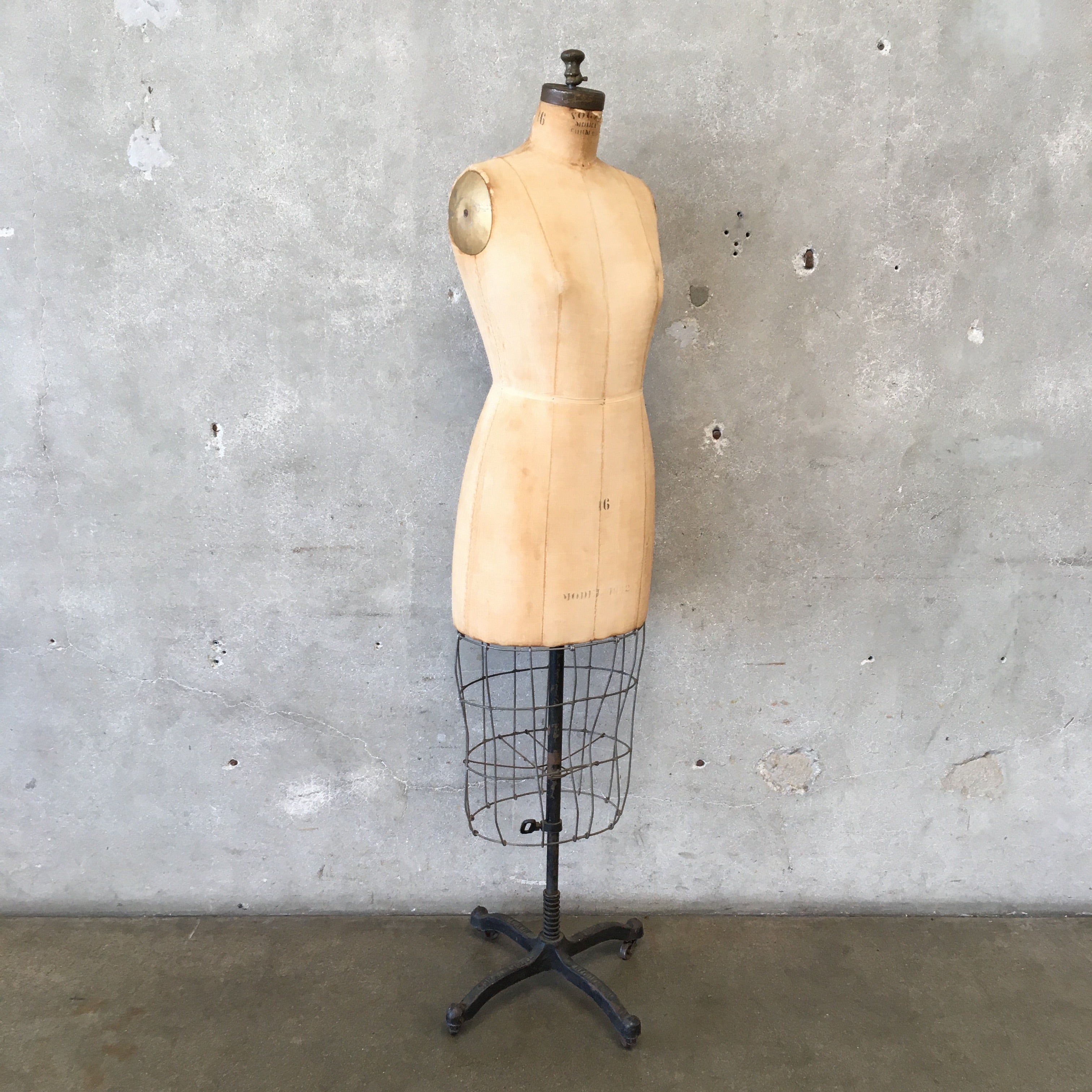 vintage dress mannequin Vintage Dressform by J.R. Bauman Model 1942 Size 16