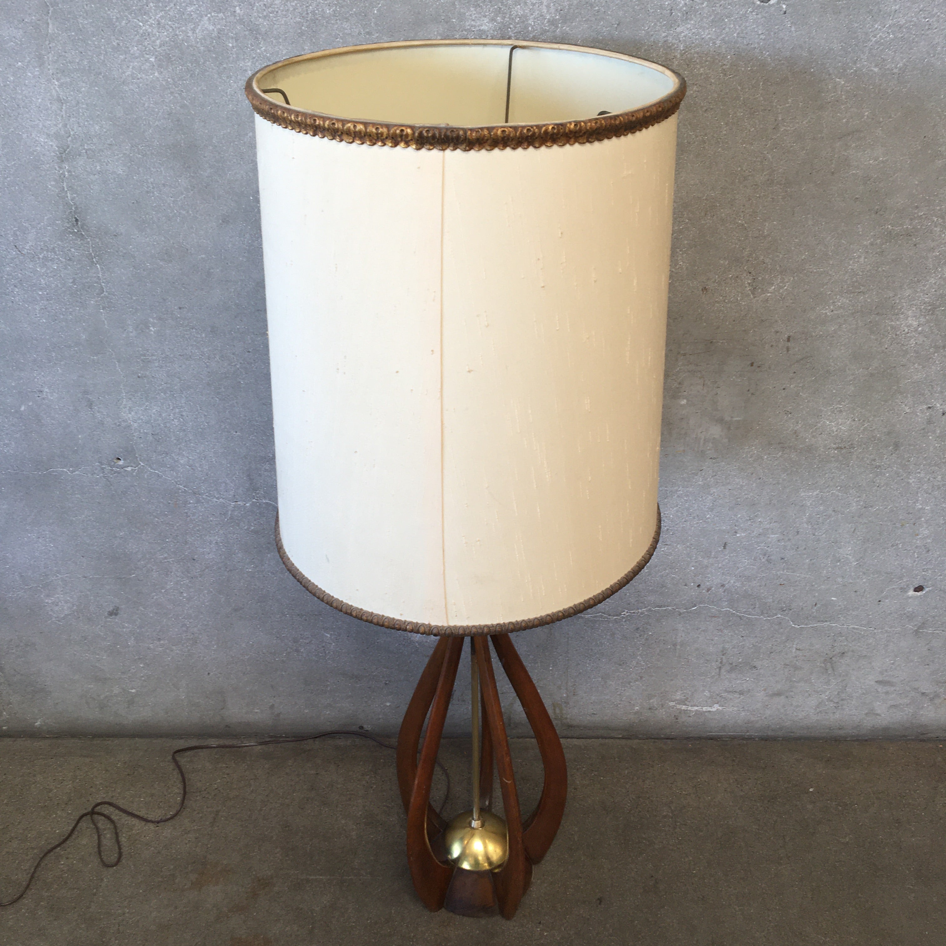 Adrian 2024 pearsall lamp