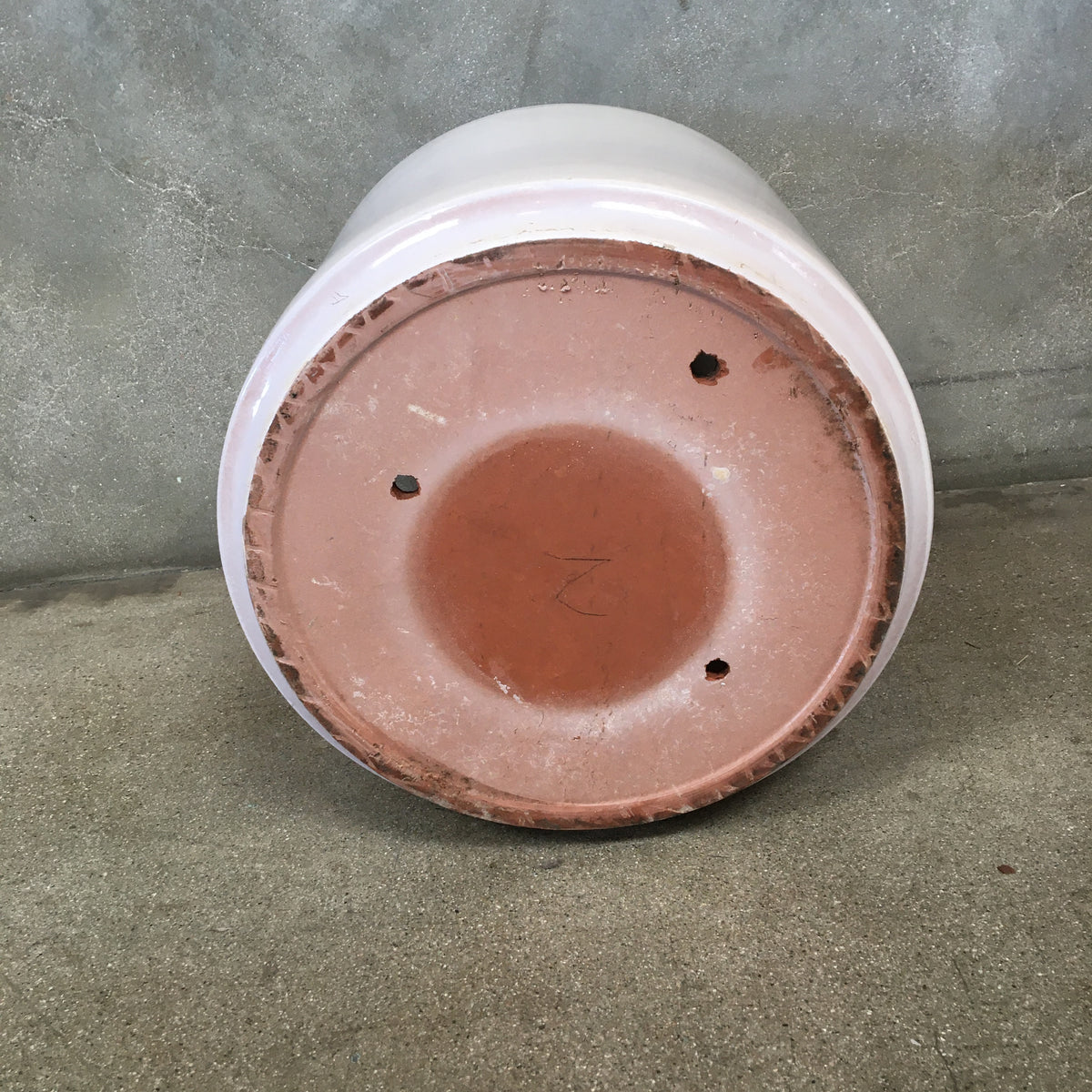 Mid Century Modern White Gainey Garden Pot