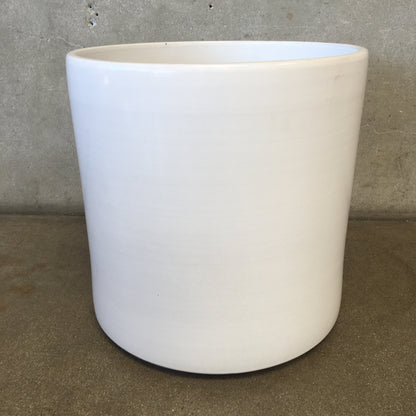 Mid Century Modern XL White Gainey Garden Pot