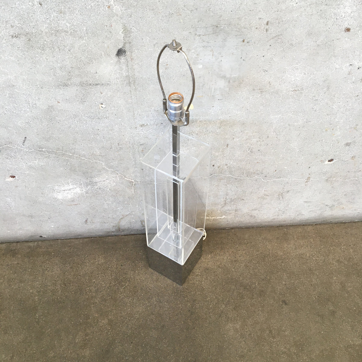 Mid Century Modern Acrylic Chrome Table Lamp