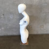 Mannequin with No Arms