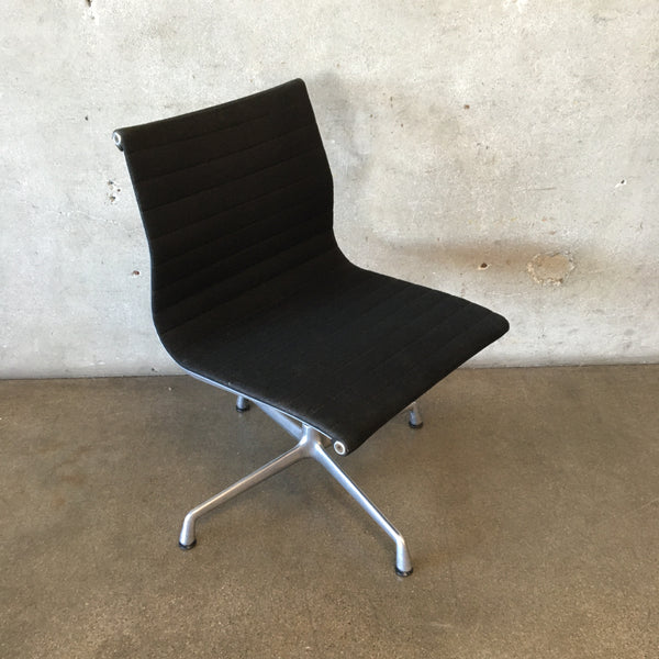 Herman Miller Eames Aluminum Group Desk Chair