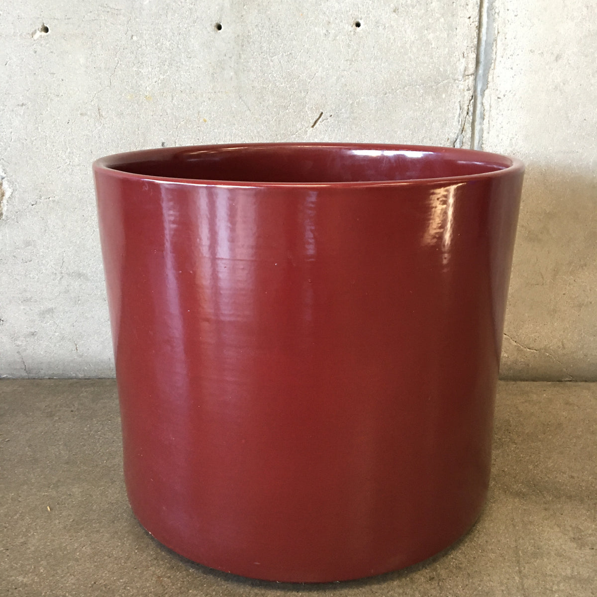 Burgundy Gainey Pot