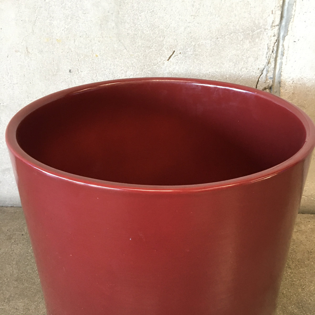 Burgundy Gainey Pot