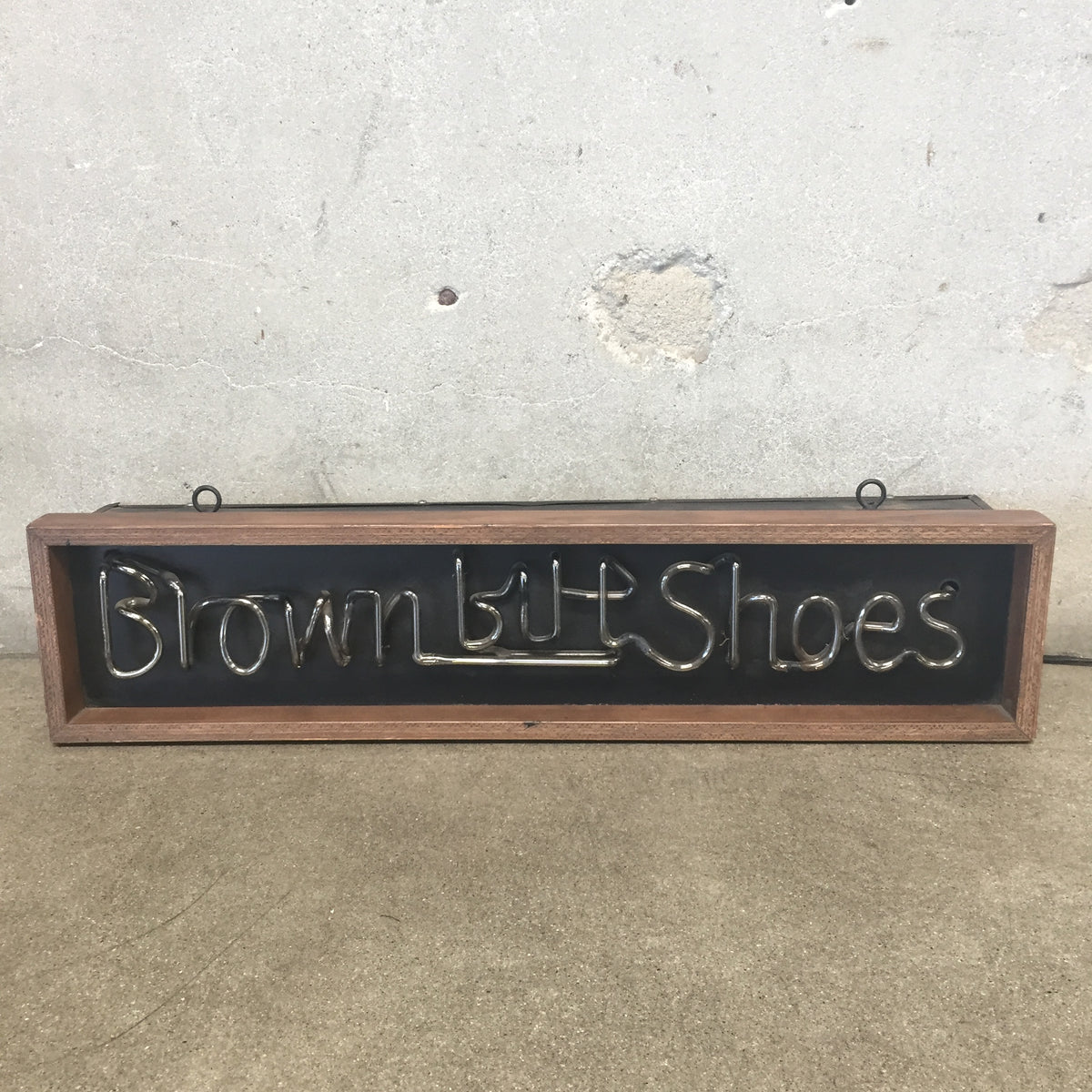 Brown-Bilt-Shoes Neon Sign