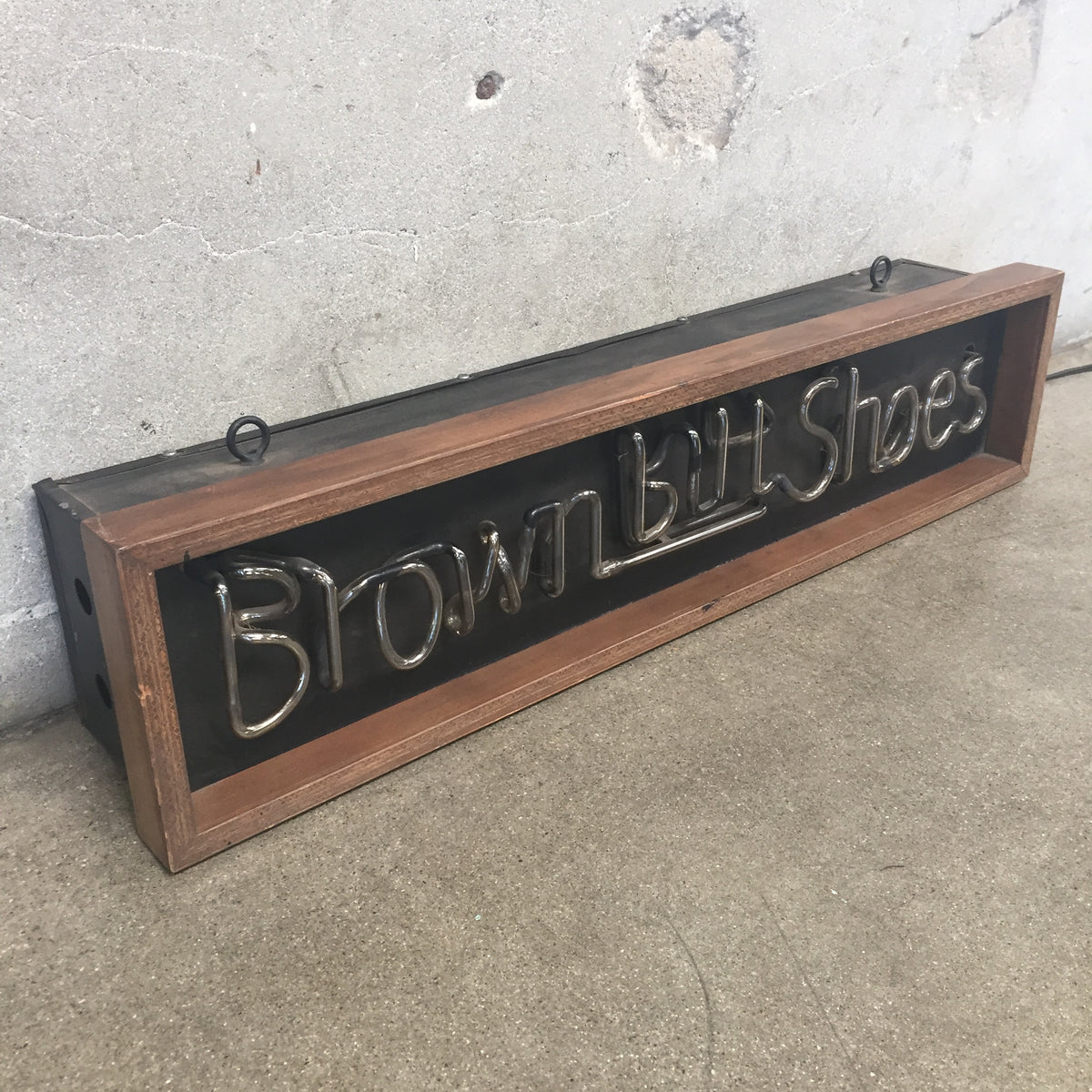 Brown-Bilt-Shoes Neon Sign
