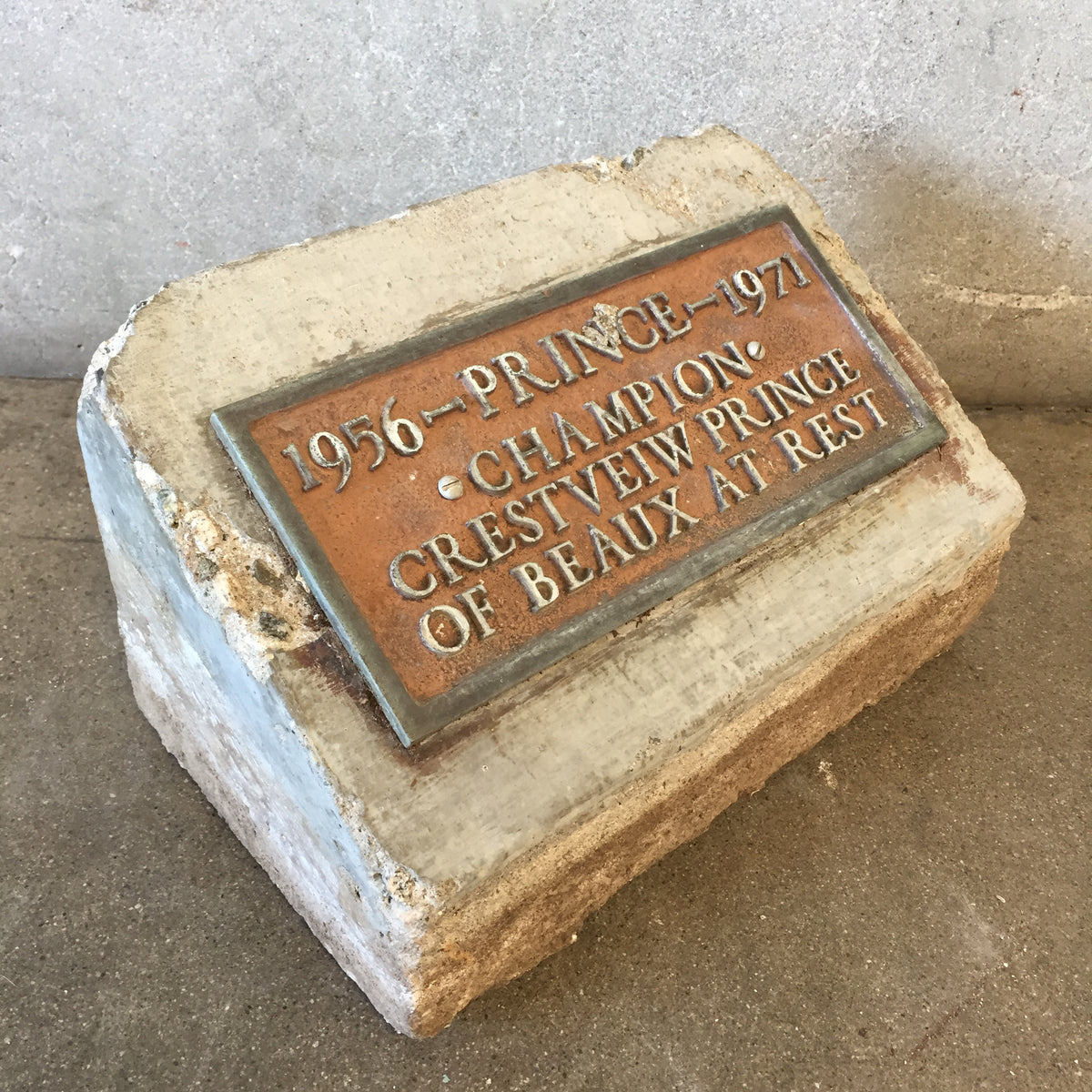 Dog Grave Stone